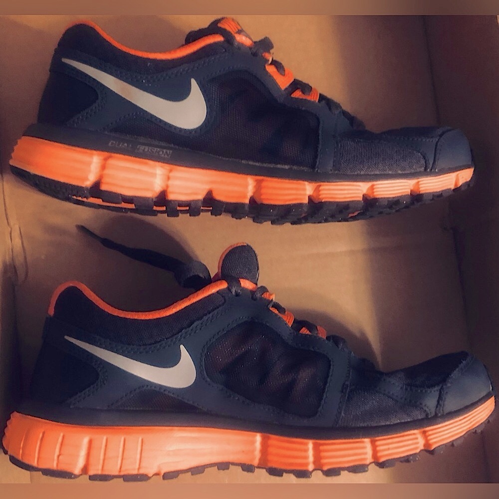 Nike Dual Fusion ST2 Running Shoes Women’s Size 8 Black, Grey & Orange